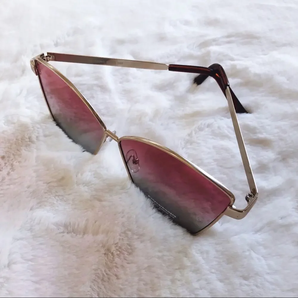 Aubrey Dark Pink Gradient Oversized Sunglasses